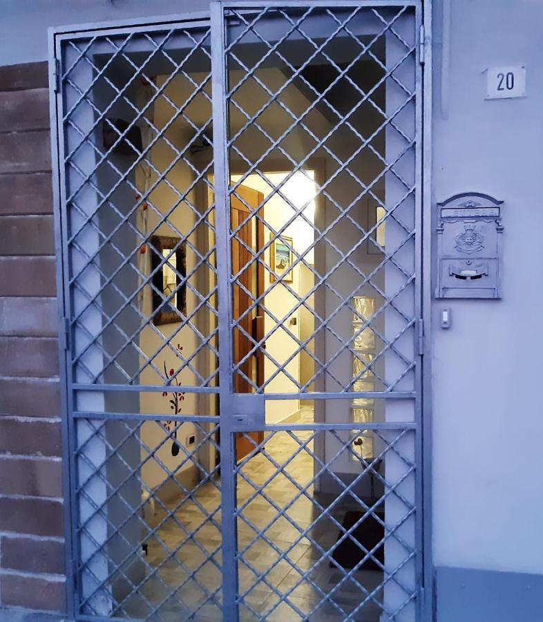 La Casa Di Franco Apartment Palermo Ngoại thất bức ảnh